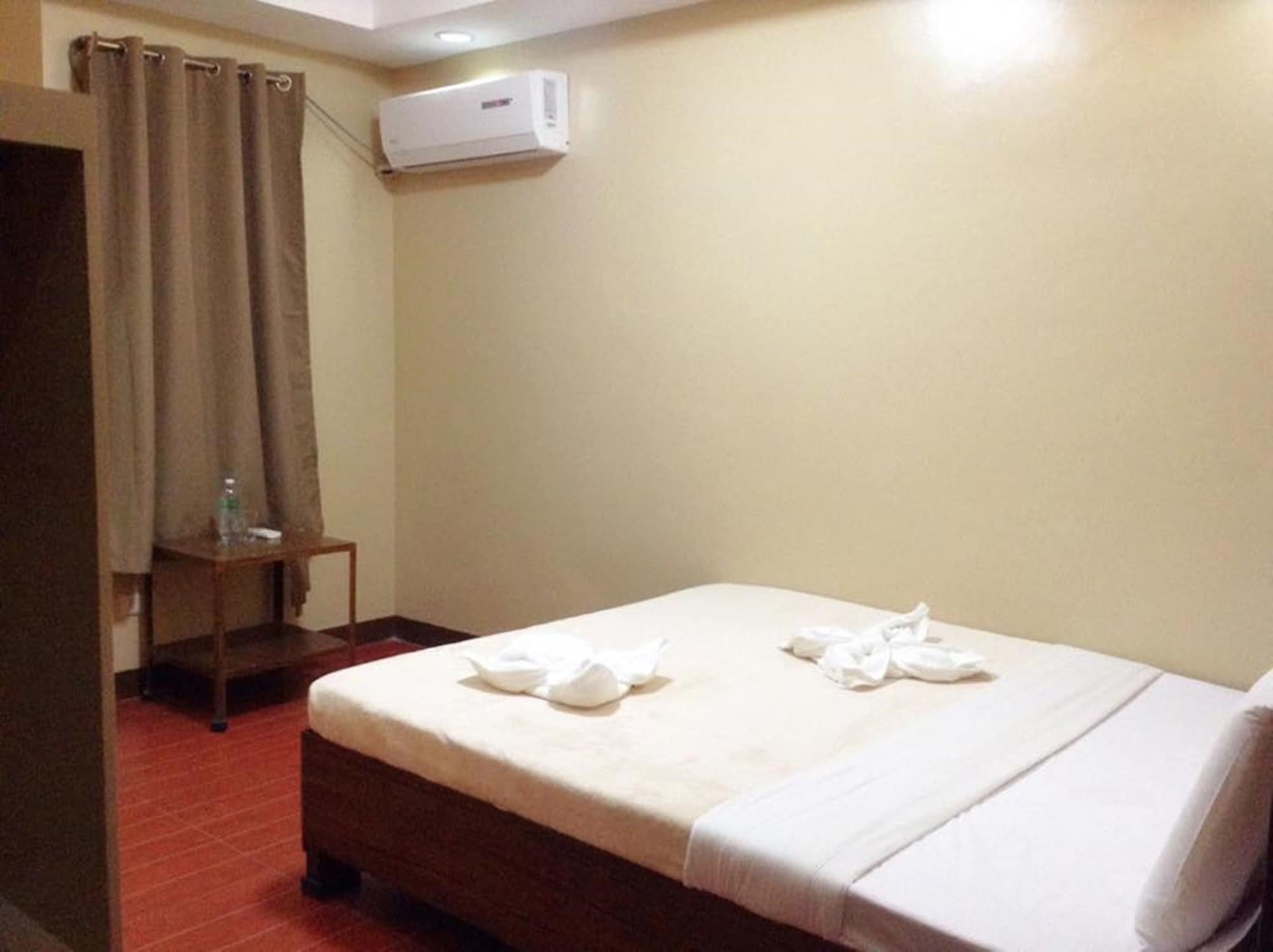 East Square Inn Bacolod Exterior photo
